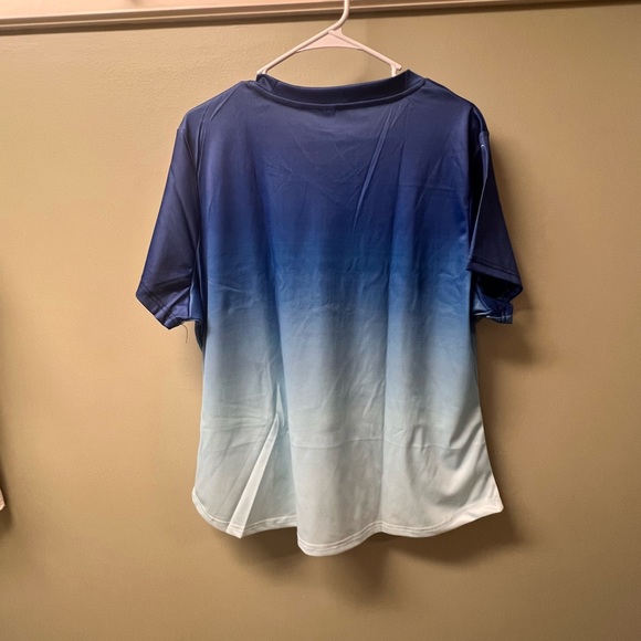 Scrub‎ Top with Pockets - Picture 3 of 3